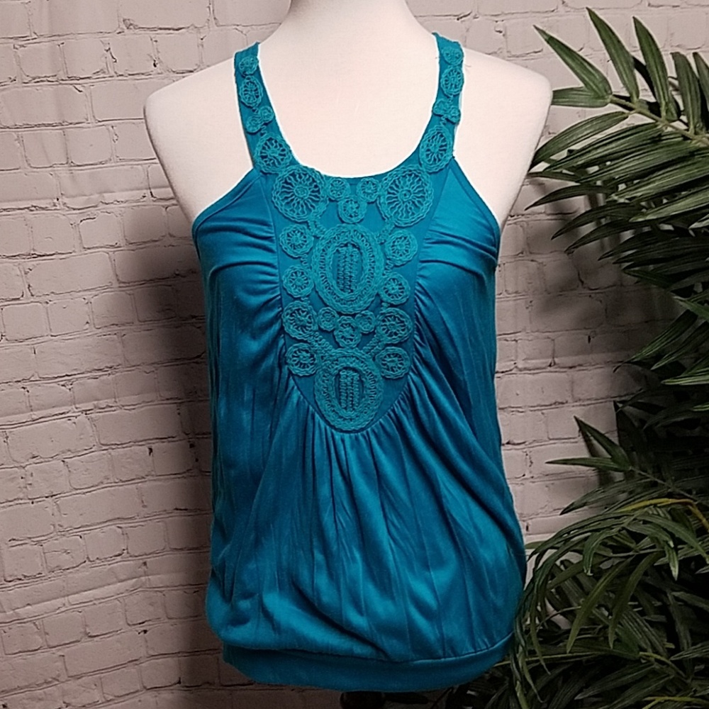 EUC Gorgeous Blue Crocheted Tank top